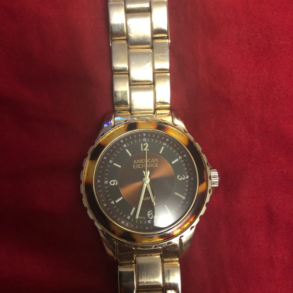 Gold and Tortoise shell Fashion watch